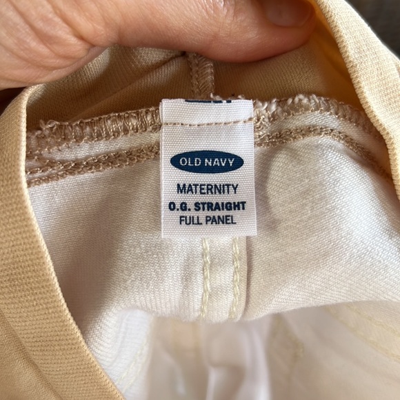 Old Navy OG Straight Leg White Maternity Jeans - Picture 6 of 7